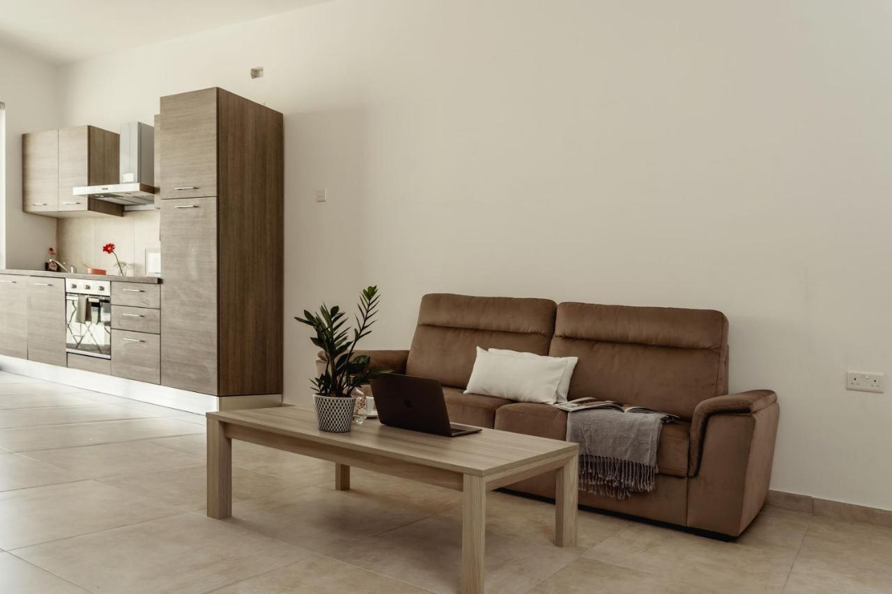 Beautiful 2bdr In Center Sliema! Near Apartment
