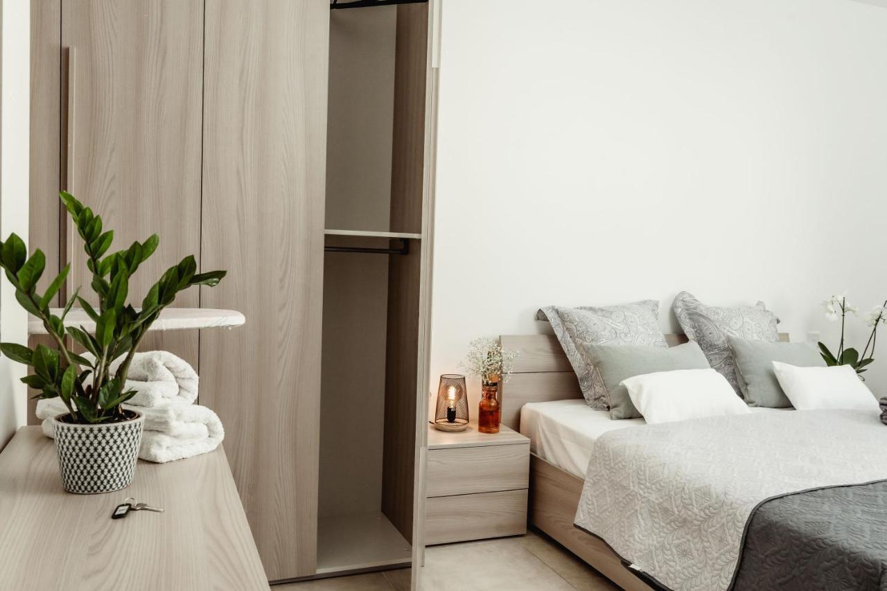 Beautiful 2bdr In Center Sliema! Near *