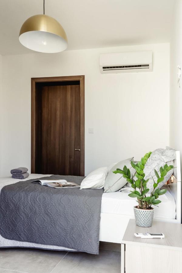 Beautiful 2bdr In Center Sliema! Near Apartment