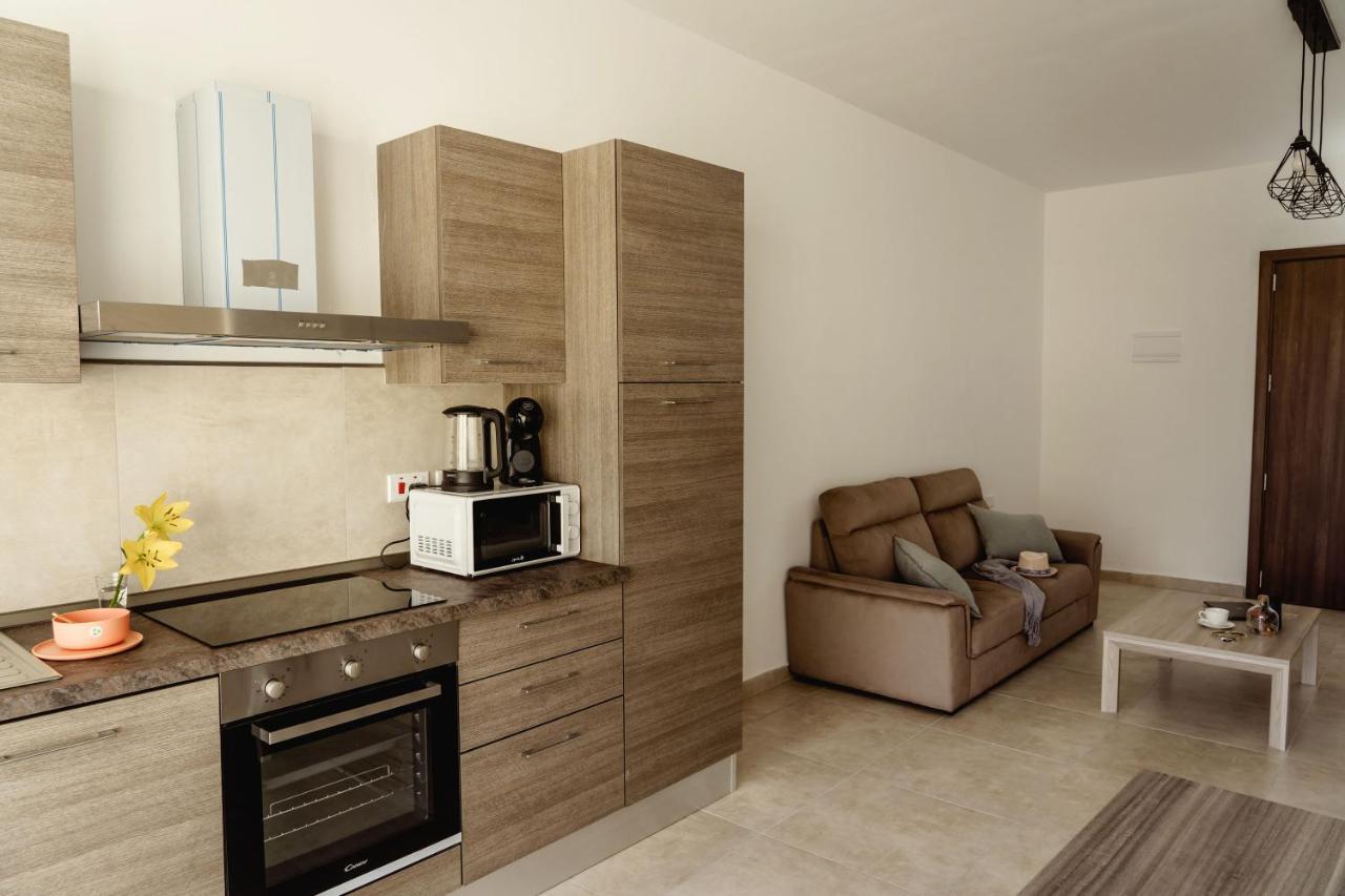 Beautiful 2bdr In Center Sliema! Near * Sliema