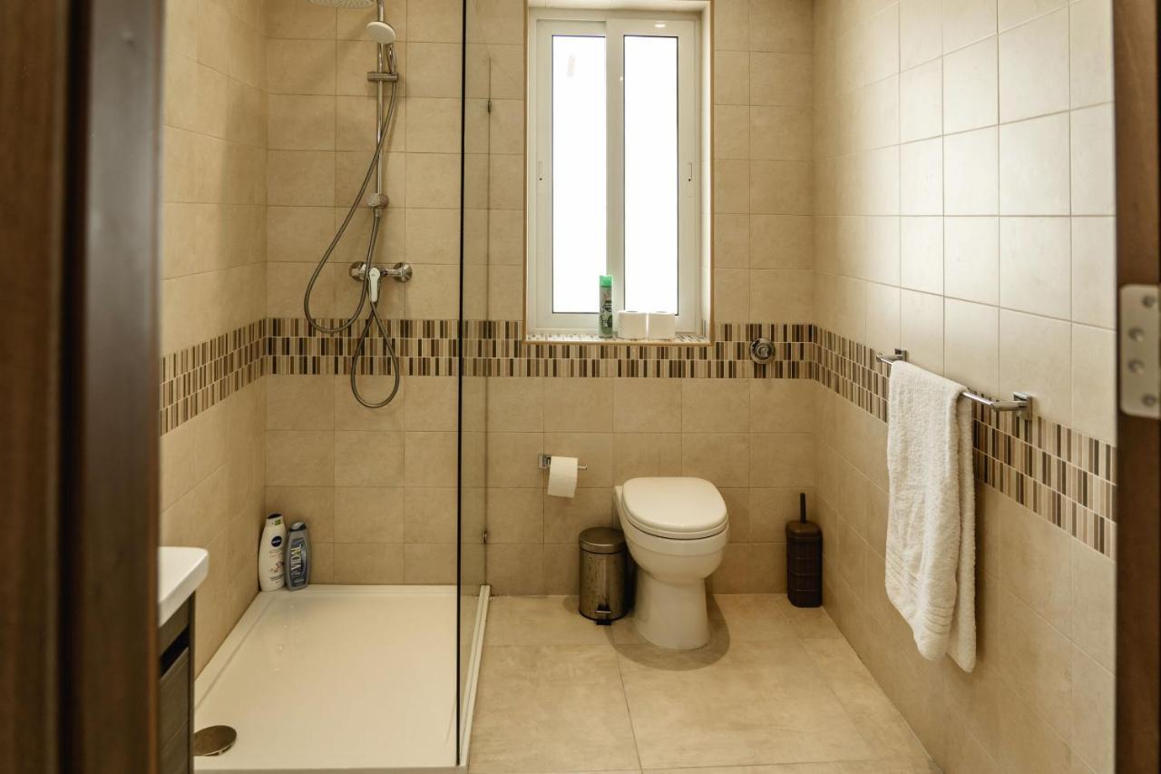 Apartment Beautiful 2bdr In Center Sliema! Near Sliema